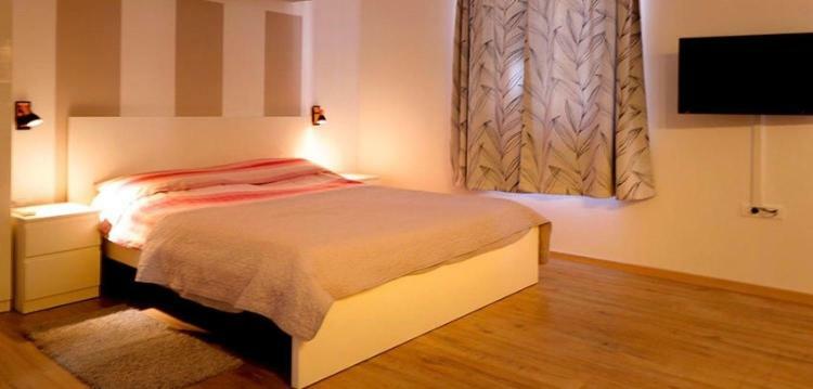 Ferienwohnung Studio Apartman Dado Bale Exterior foto